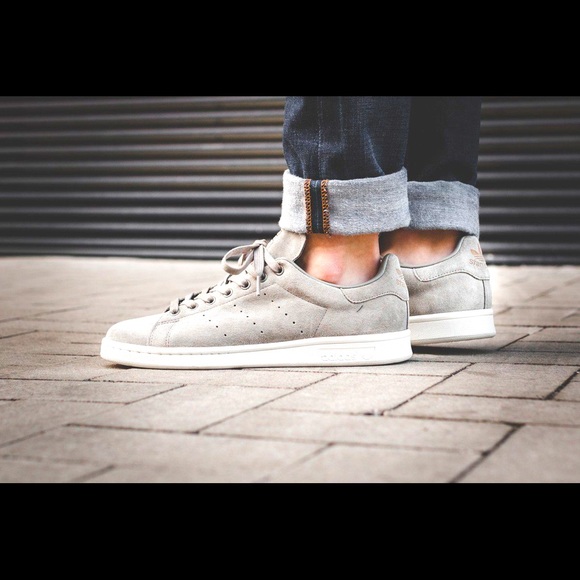 Stan Smith Grey Suede Adidas shoes - Picture 3 of 4